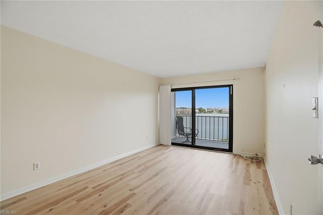 500 Pacific Ave Unit 311, Virginia Beach, VA 23451