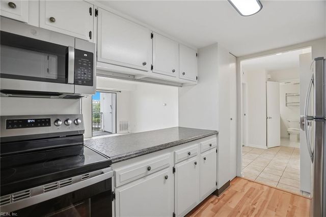500 Pacific Ave Unit 311, Virginia Beach, VA 23451