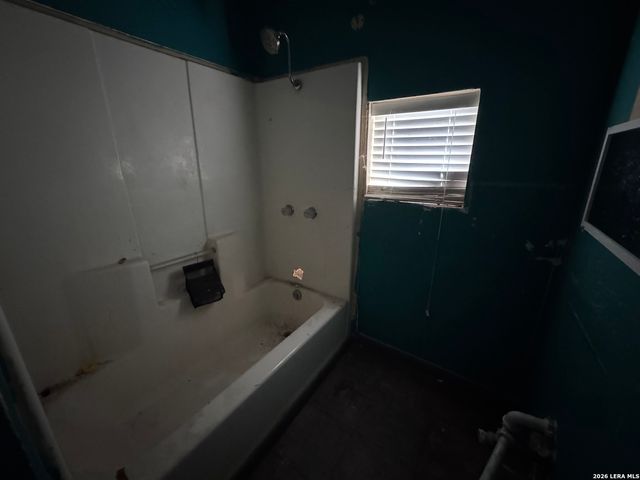1027 Vermont St, San Antonio, TX 78211