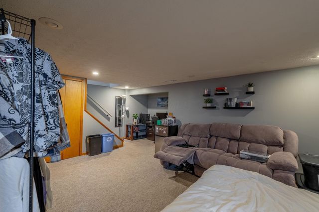 5223 Bressler Drive, Hilliard, OH 43026