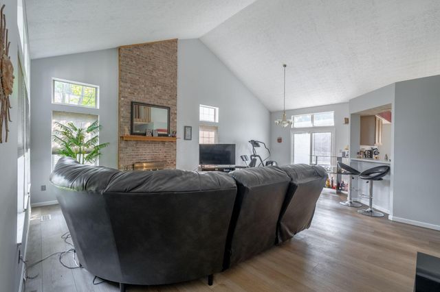 5223 Bressler Drive, Hilliard, OH 43026
