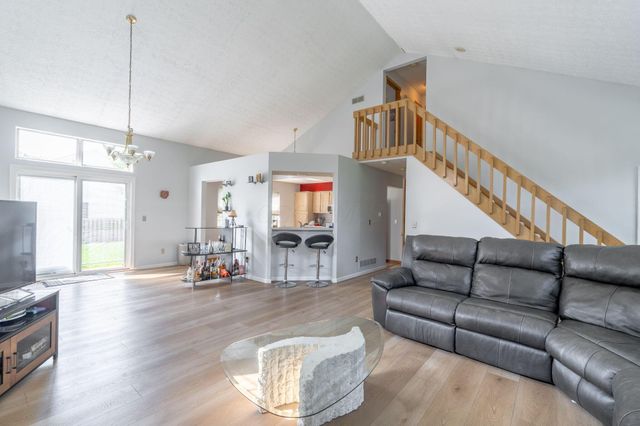 5223 Bressler Drive, Hilliard, OH 43026