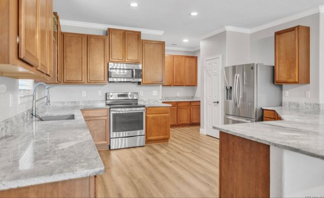 24510 Brazos Stage, San Antonio, TX 78255