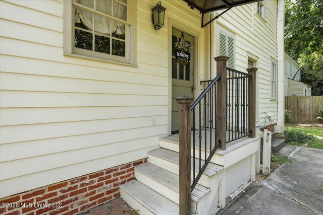 1521 Saint Ann Street, Jackson, MS 39202