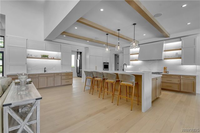 200 Paradise Road, Amherst, NY 14051