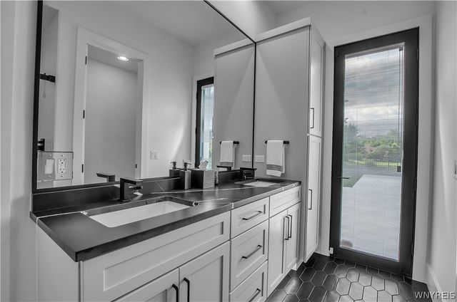 200 Paradise Road, Amherst, NY 14051