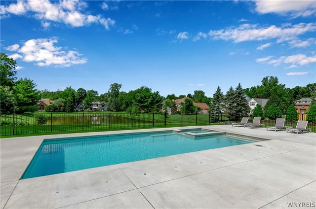 200 Paradise Road, Amherst, NY 14051