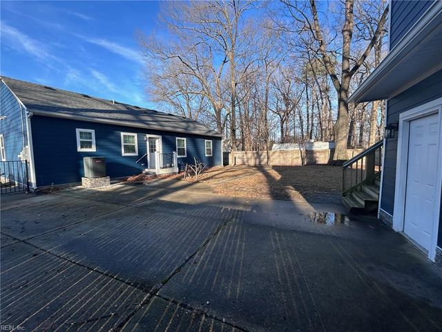 3412 Wellington ST, Norfolk, VA 23513