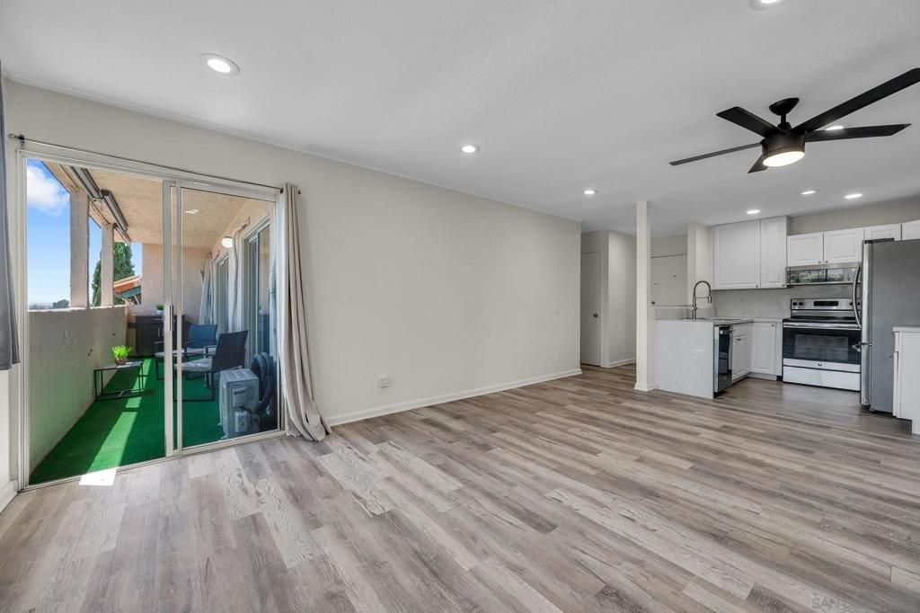 3427 Capalina Road 25, San Marcos, CA 92069 — photo 4