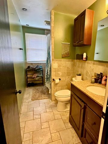 130 Colonial Dr, Hendersonville, TN 37075