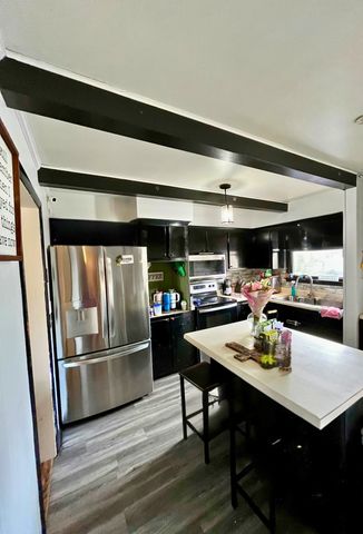 130 Colonial Dr, Hendersonville, TN 37075