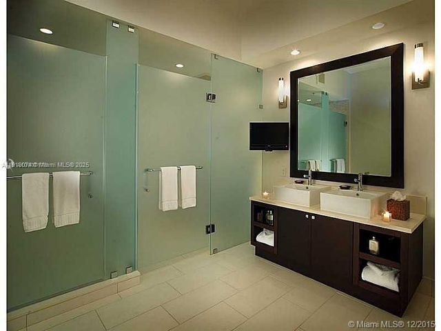 5300 NW 87th Ave 802, Doral, FL 33178