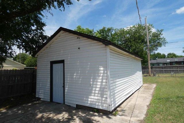 1911 NW Columbia Ave, Lawton, OK 73507