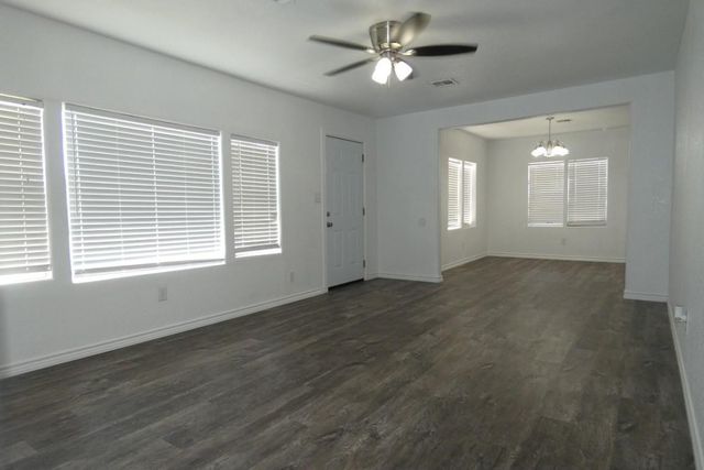 1911 NW Columbia Ave, Lawton, OK 73507