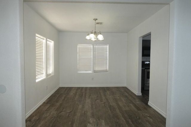 1911 NW Columbia Ave, Lawton, OK 73507