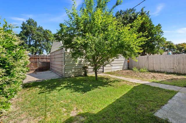 638 Andrew St, West Sacramento, CA 95605