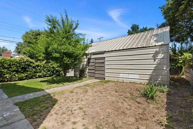 638 Andrew St, West Sacramento, CA 95605