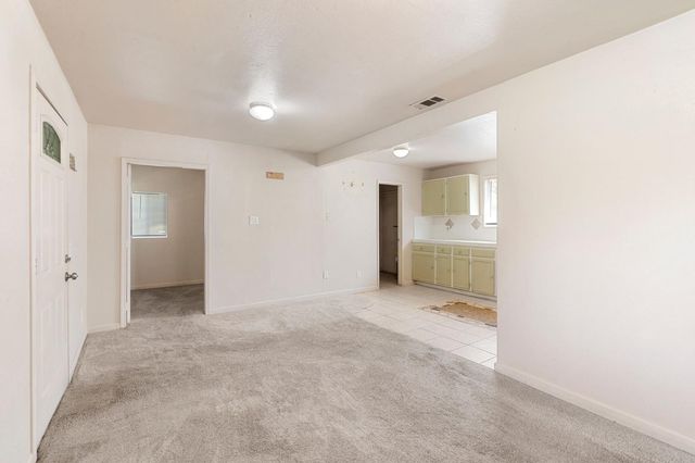 638 Andrew St, West Sacramento, CA 95605