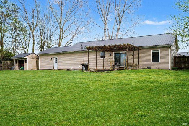 18887 Joan Kay Lane, Goshen, IN 46528