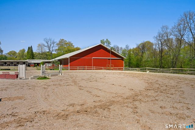 80-90 Comstock Hill Road, Norwalk, CT 06850