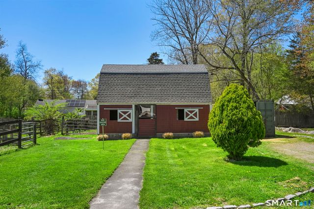80-90 Comstock Hill Road, Norwalk, CT 06850