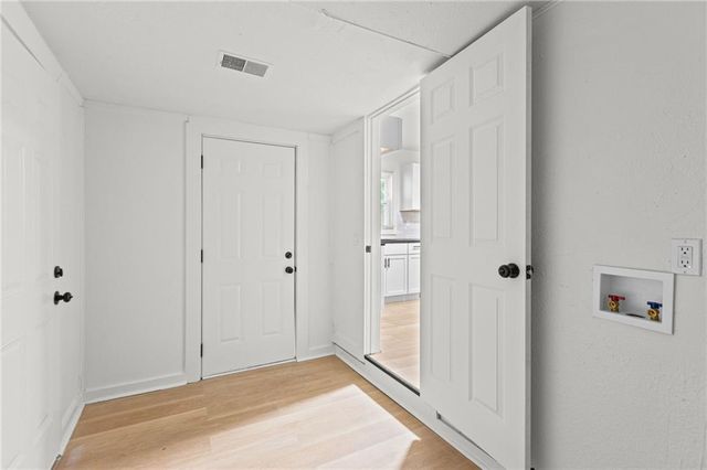 2308 NW 86TH Terrace, Kansas City, MO 64154