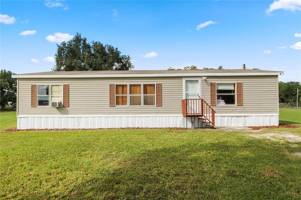 8716 PINE TREE DRIVE, Lakeland, FL 33809
