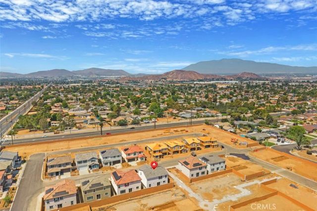 7188 Flourish, Riverside, CA 92507