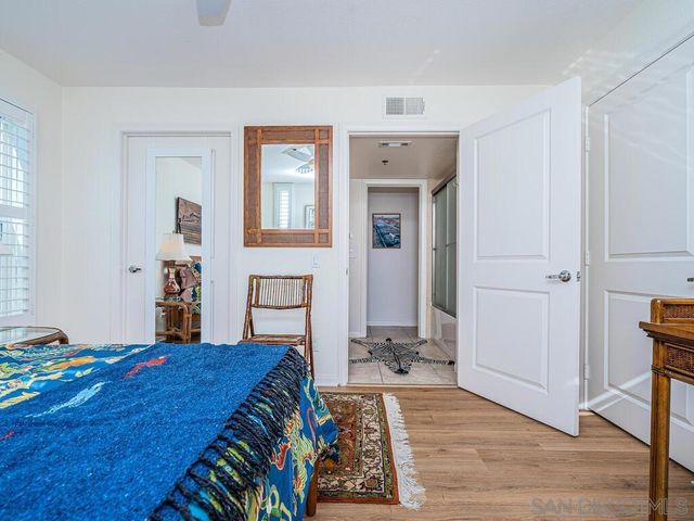 924 Hornblend Street 302, San Diego, CA 92109