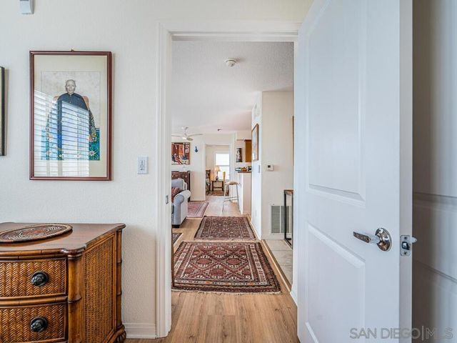 924 Hornblend Street 302, San Diego, CA 92109