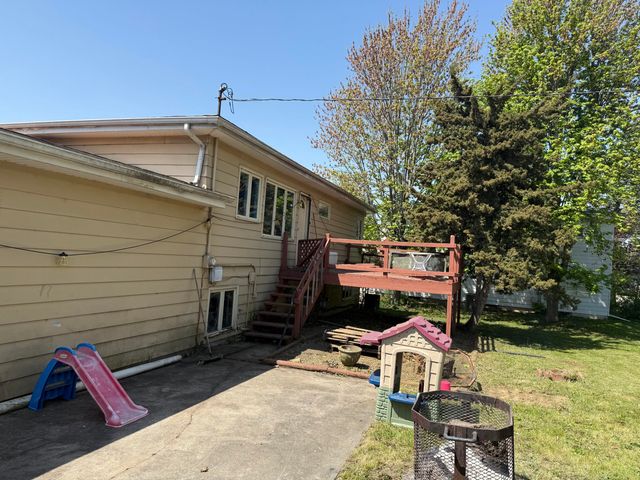 1806 W 94th Place, Crown Point, IN 46307