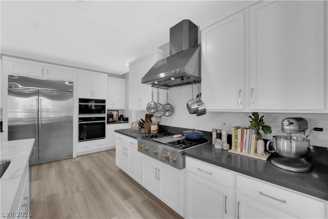 449 Crown Mesa Avenue, Las Vegas, NV 89138