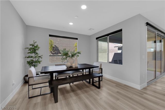 449 Crown Mesa Avenue, Las Vegas, NV 89138