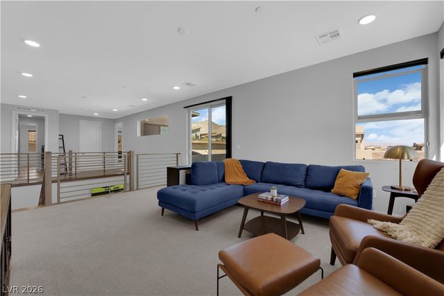 449 Crown Mesa Avenue, Las Vegas, NV 89138