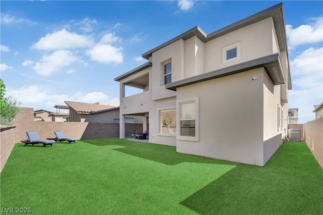 449 Crown Mesa Avenue, Las Vegas, NV 89138