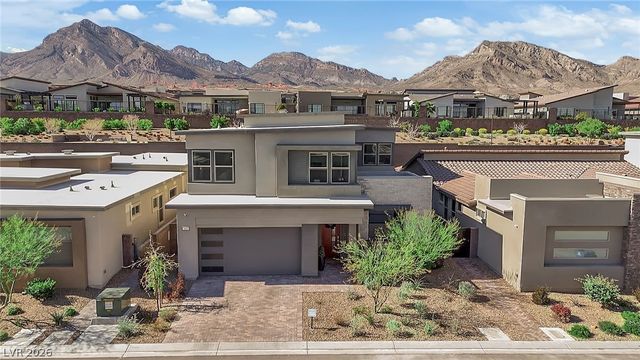 449 Crown Mesa Avenue, Las Vegas, NV 89138
