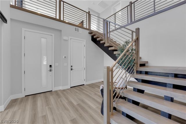 449 Crown Mesa Avenue, Las Vegas, NV 89138