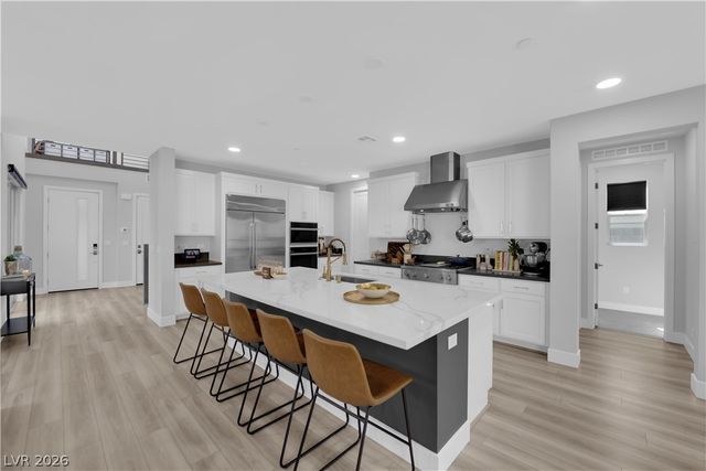 449 Crown Mesa Avenue, Las Vegas, NV 89138