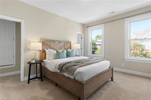 215 W 32nd ST, Norfolk, VA 23504