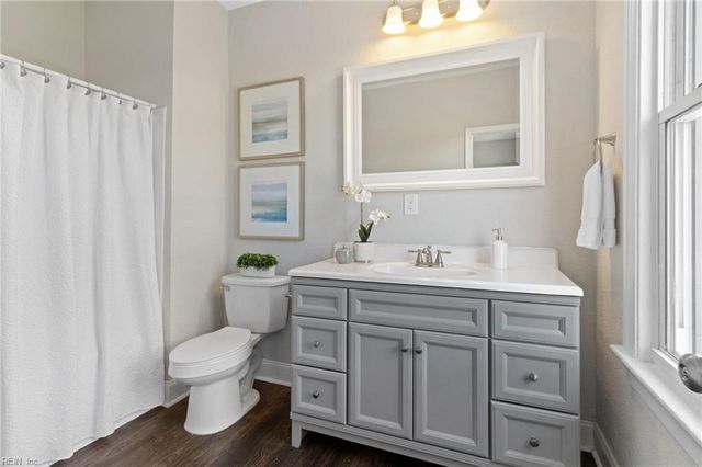 215 W 32nd ST, Norfolk, VA 23504