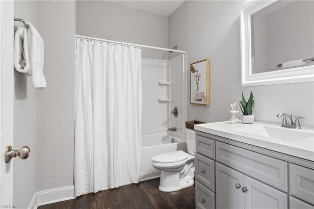 215 W 32nd ST, Norfolk, VA 23504