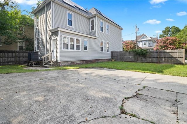 215 W 32nd ST, Norfolk, VA 23504