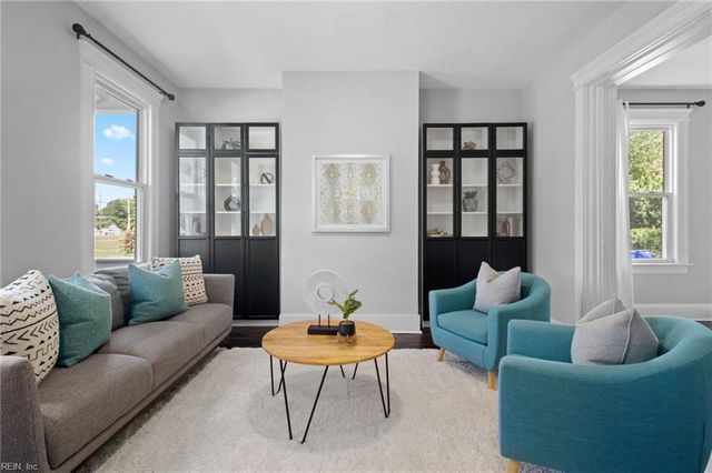 215 W 32nd ST, Norfolk, VA 23504
