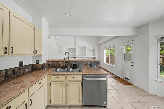 5561 E 117th Avenue, Thornton, CO 80233