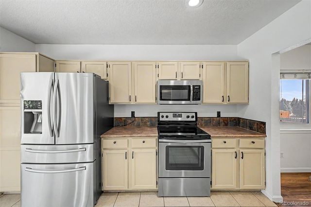 5561 E 117th Avenue, Thornton, CO 80233