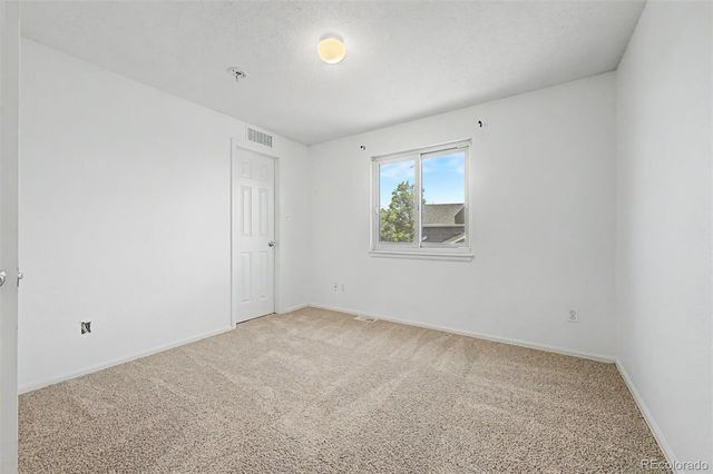 5561 E 117th Avenue, Thornton, CO 80233