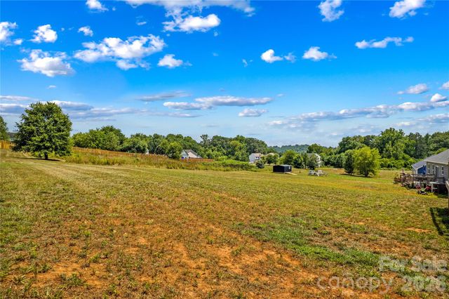 447 Lookout Dam Road, Statesville, NC 28625