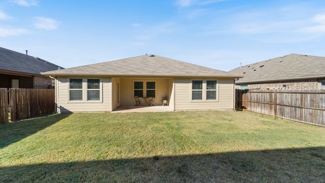 2228 Starling Street, Crandall, TX 75114