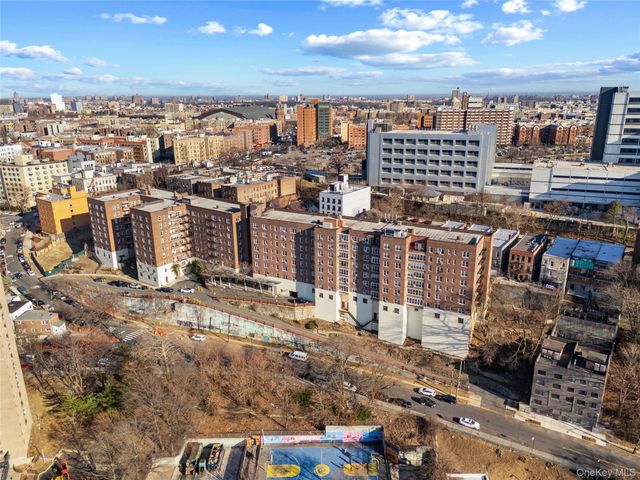 2630 Kingsbridge Terrace 3Q, Bronx, NY 10463