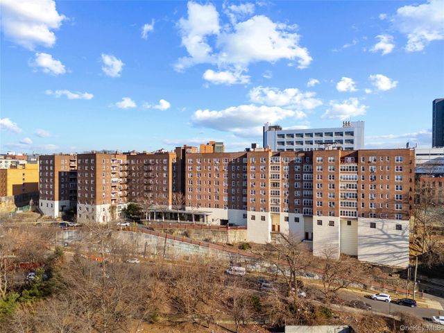 2630 Kingsbridge Terrace 3Q, Bronx, NY 10463